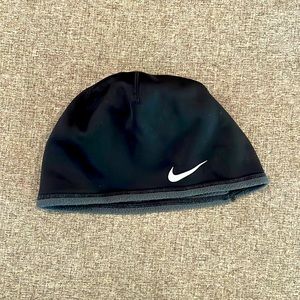 Nike cold-weather beanie